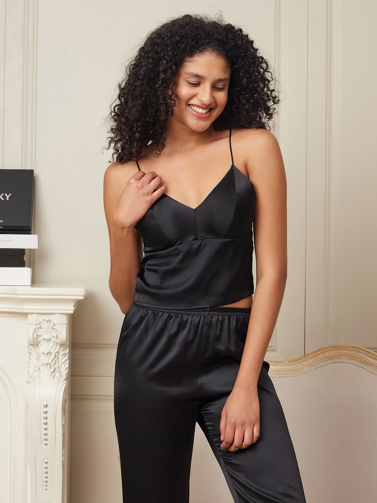 [Nero] SilkSilky-IT Tirantes Finos Scollo a V Cami 002