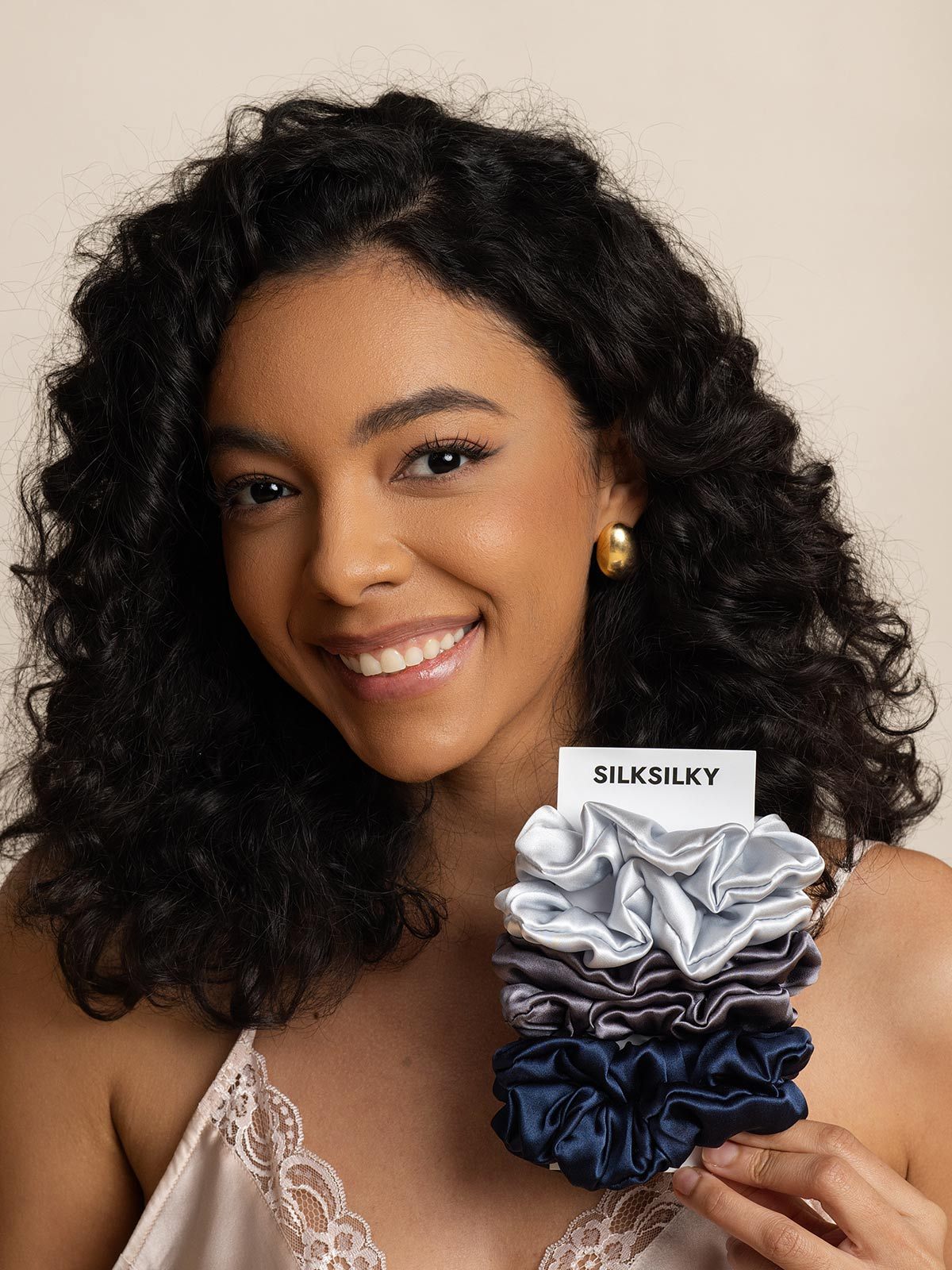 [Group1] SilkSilky-IT Scrunchie 003