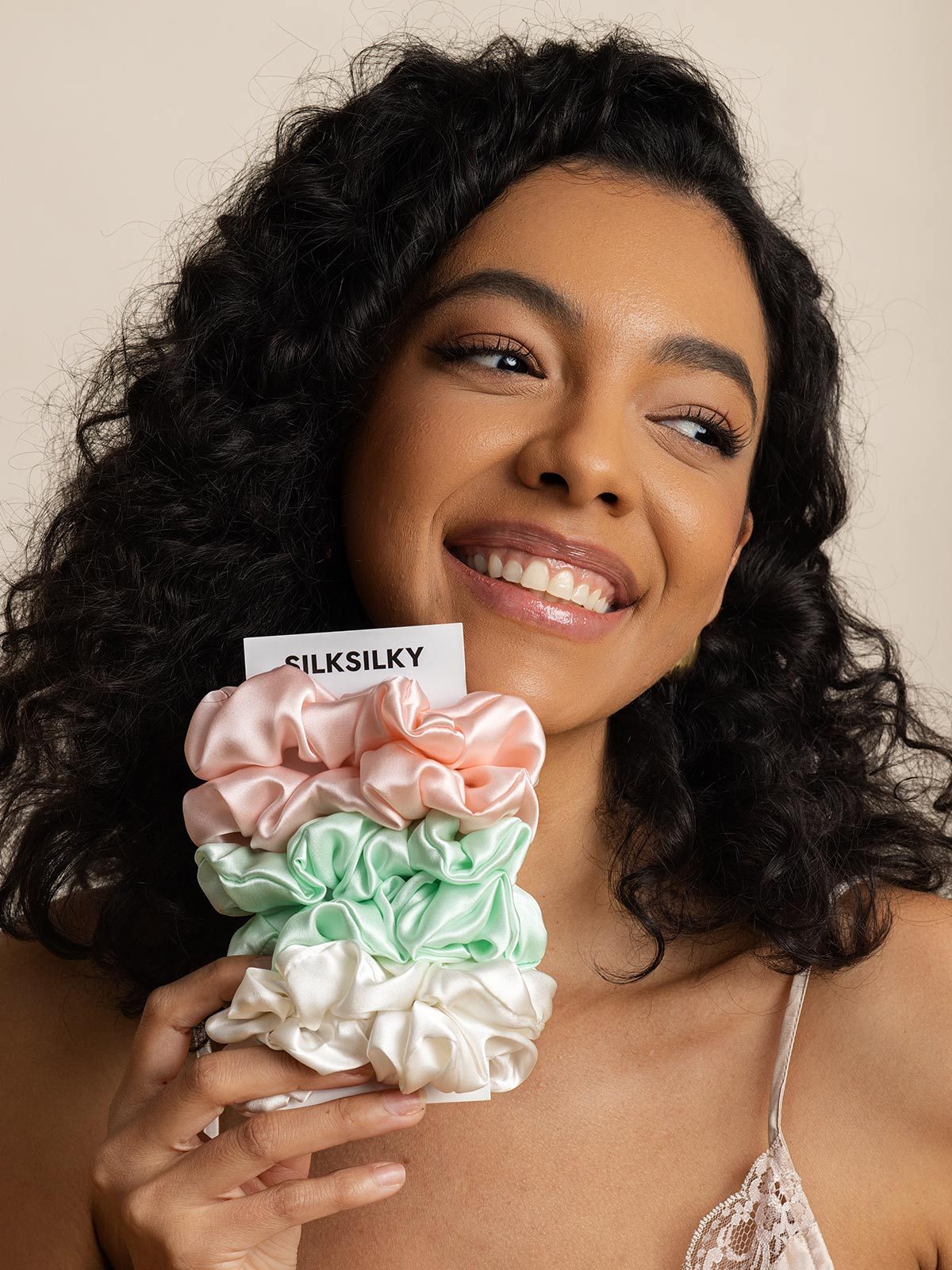 [Group2] SilkSilky-IT Scrunchie 006