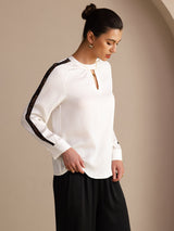 [Bianco] SilkSilky-IT Long Sleeve Keyhole Neck Bluse 003