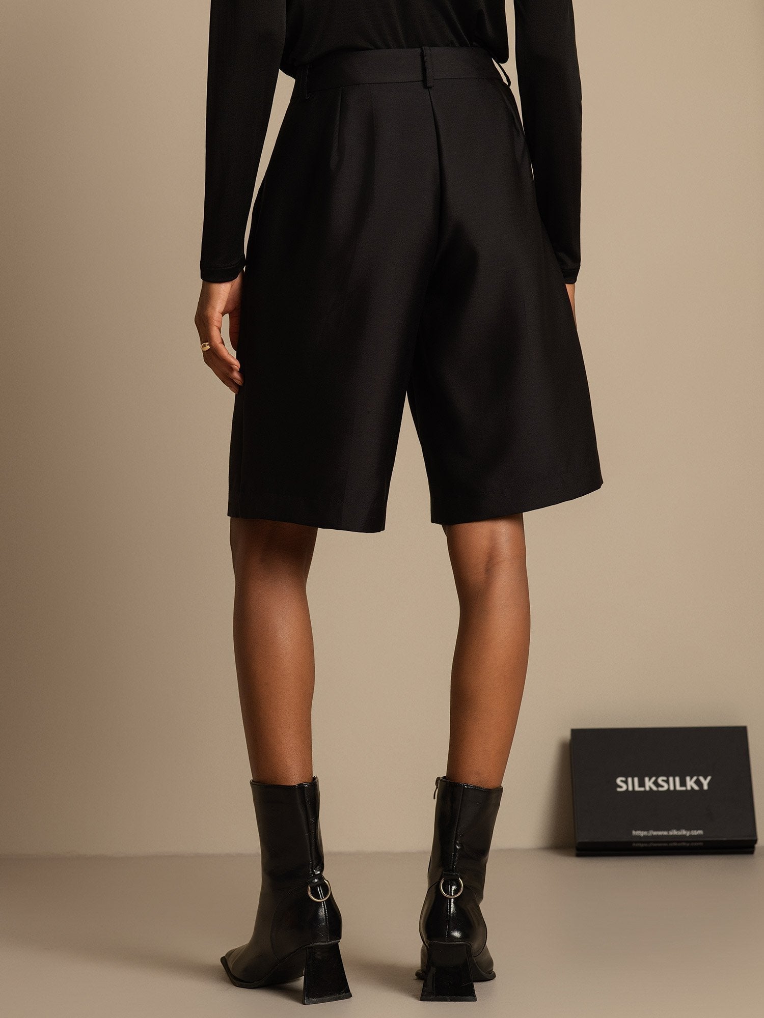 [Nero] SilkSilky-IT 32Momme Seta Womens Shorts 002,