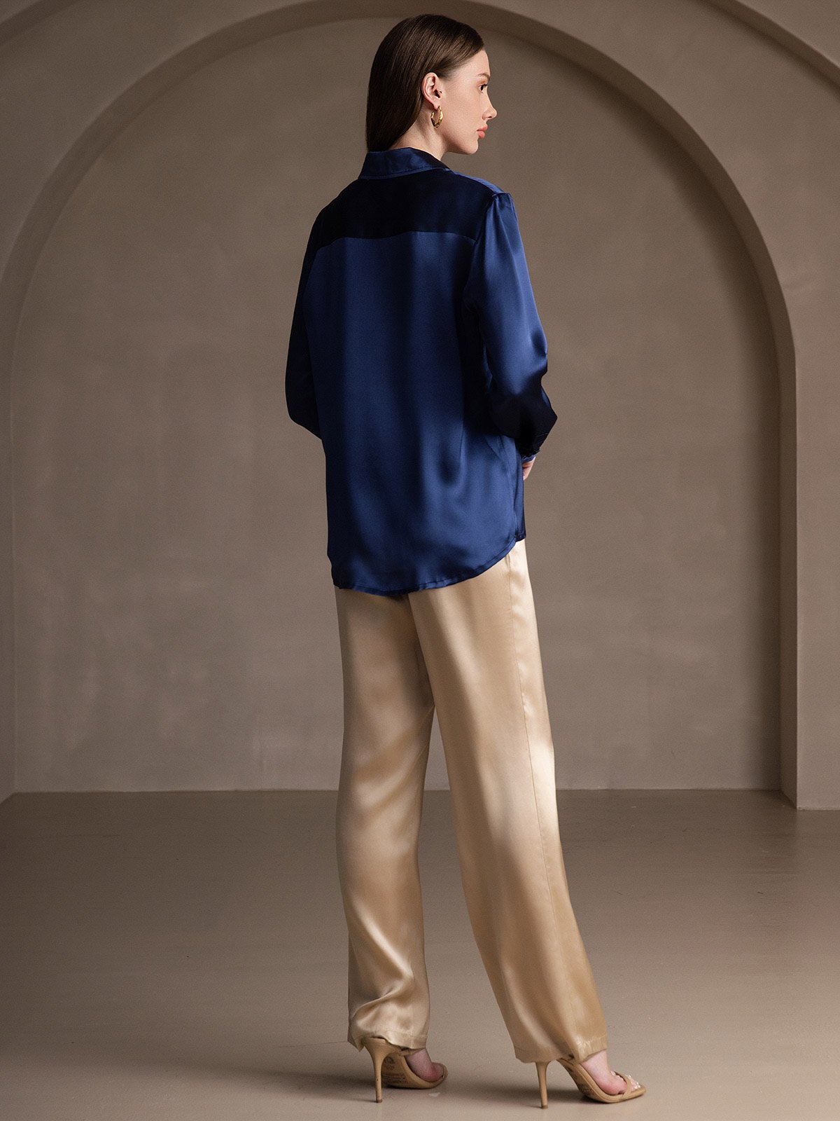 [Blu Scuro] SilkSilky-IT 19Momme Manica lunga Colletto con Revers Camicie da donna 002