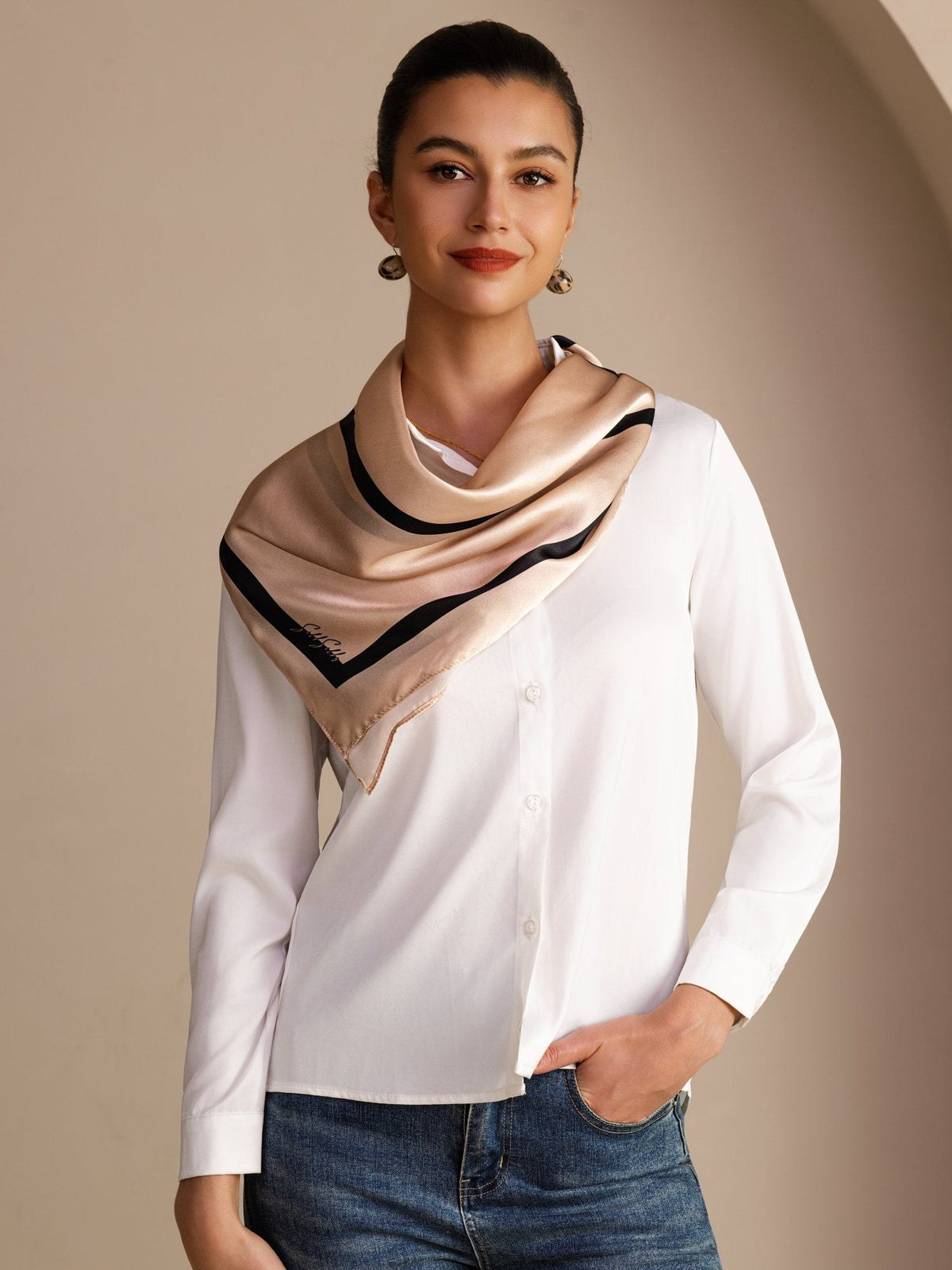 [Quadrato Beige] SilkSilky-IT Sciarpa 002