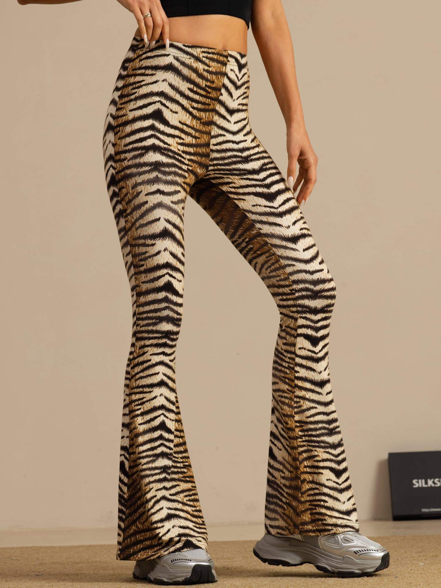 [Tigre] SilkSilky-IT Womens Pants 001