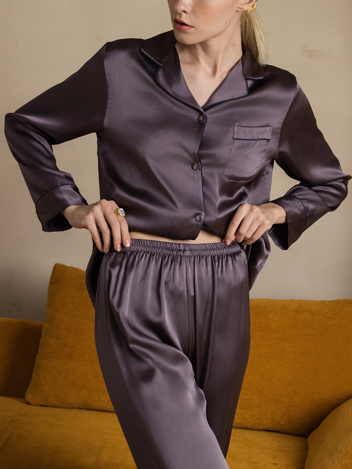 SilkSilky-IT Seta pura Manica lunga Collo risvolto dentellato Pigiami da donna GrigioPorpora 008