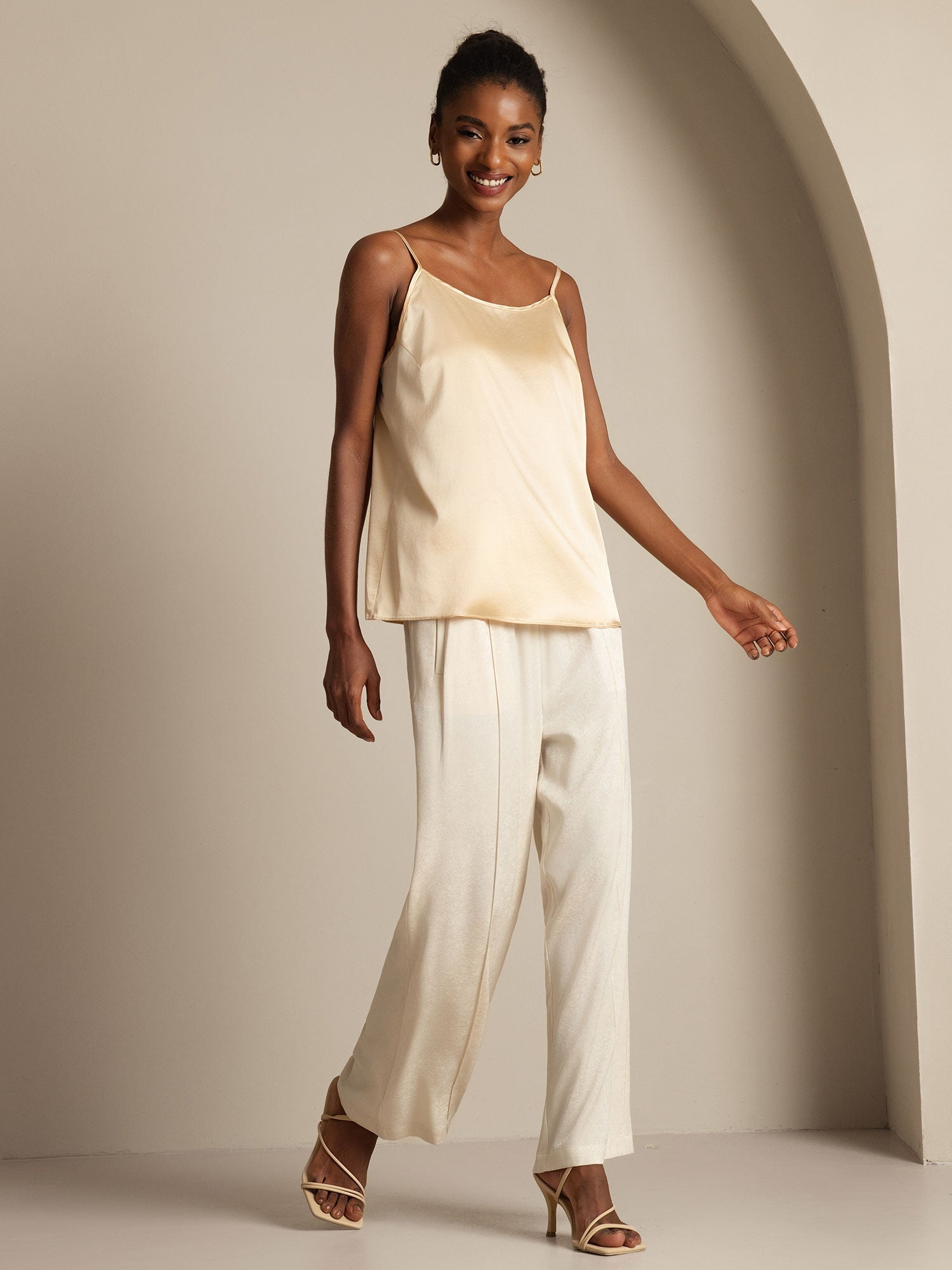 [Champagne] SilkSilky-IT 19Momme Tirantes Finos Scollo A Coppa Cami 007