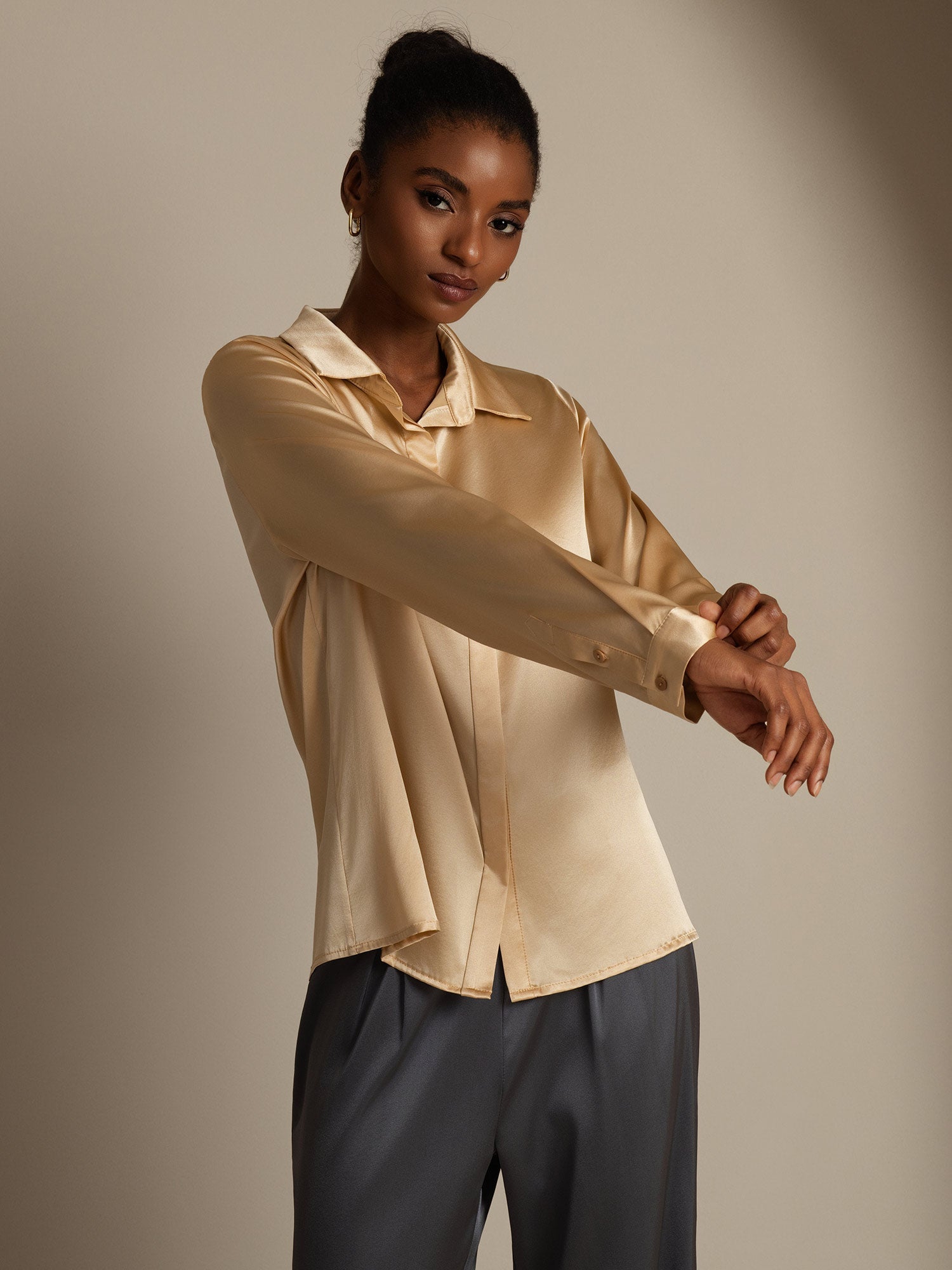 [Champagne] SilkSilky-IT 19Momme Manica lunga Colletto con Revers Camicie da donna 005