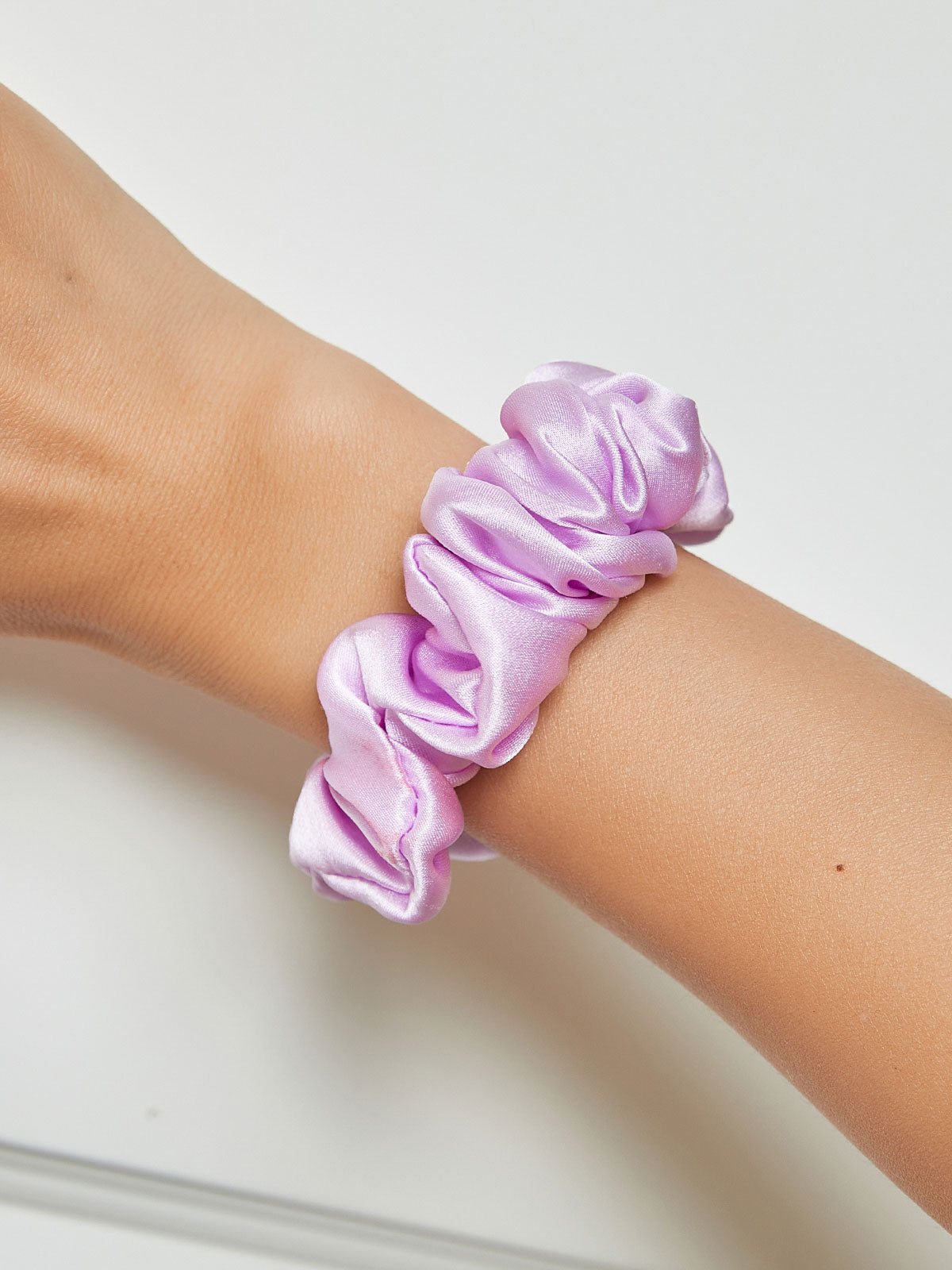 [Lavanda] SilkSilky-IT 19Momme Seta pura Scrunchie 001