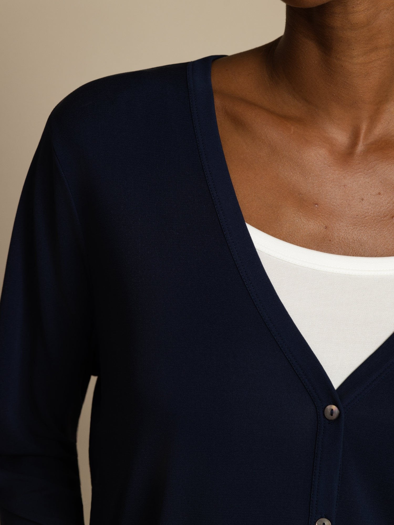 [BluScuro] SilkSilky-IT 19Momme Seta Manica lunga Scollo a V Cardigan Donna 007