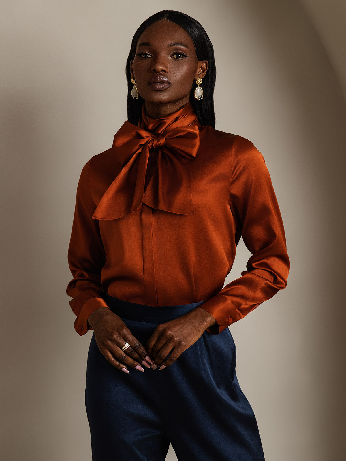 [Caramello] SilkSilky-IT 19Momme Seta Manica lunga Blouse 002