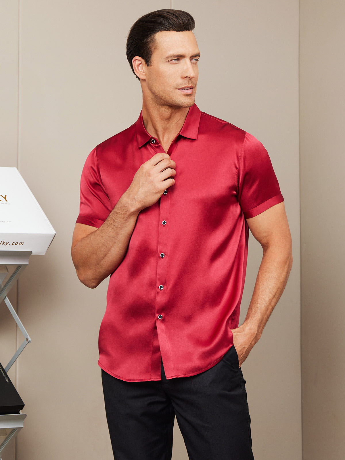 SilkSilky-IT-Seta-Maniche-Corte-Colletto-risvolto-Camicia-da-uomo-Rosso-001