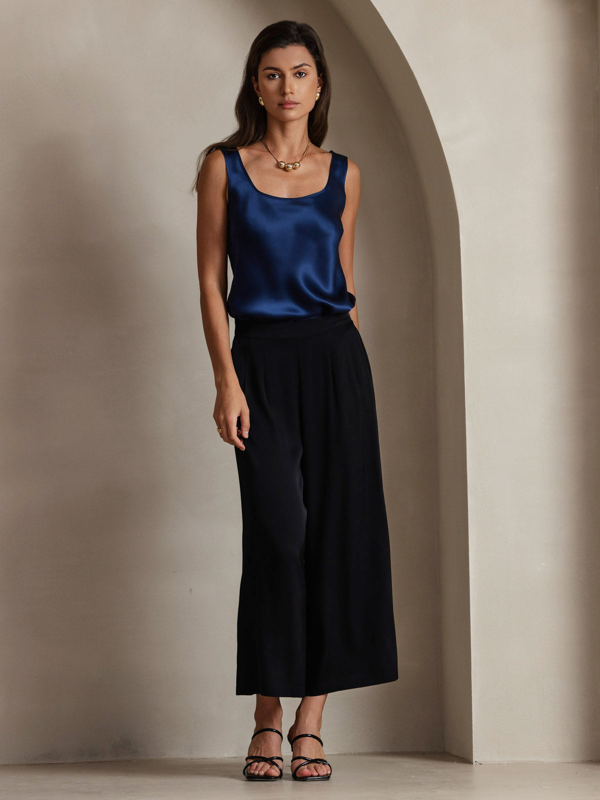 [Blu Scuro] SilkSilky-IT 19Momme Senza maniche Scollo A Coppa Cami 007