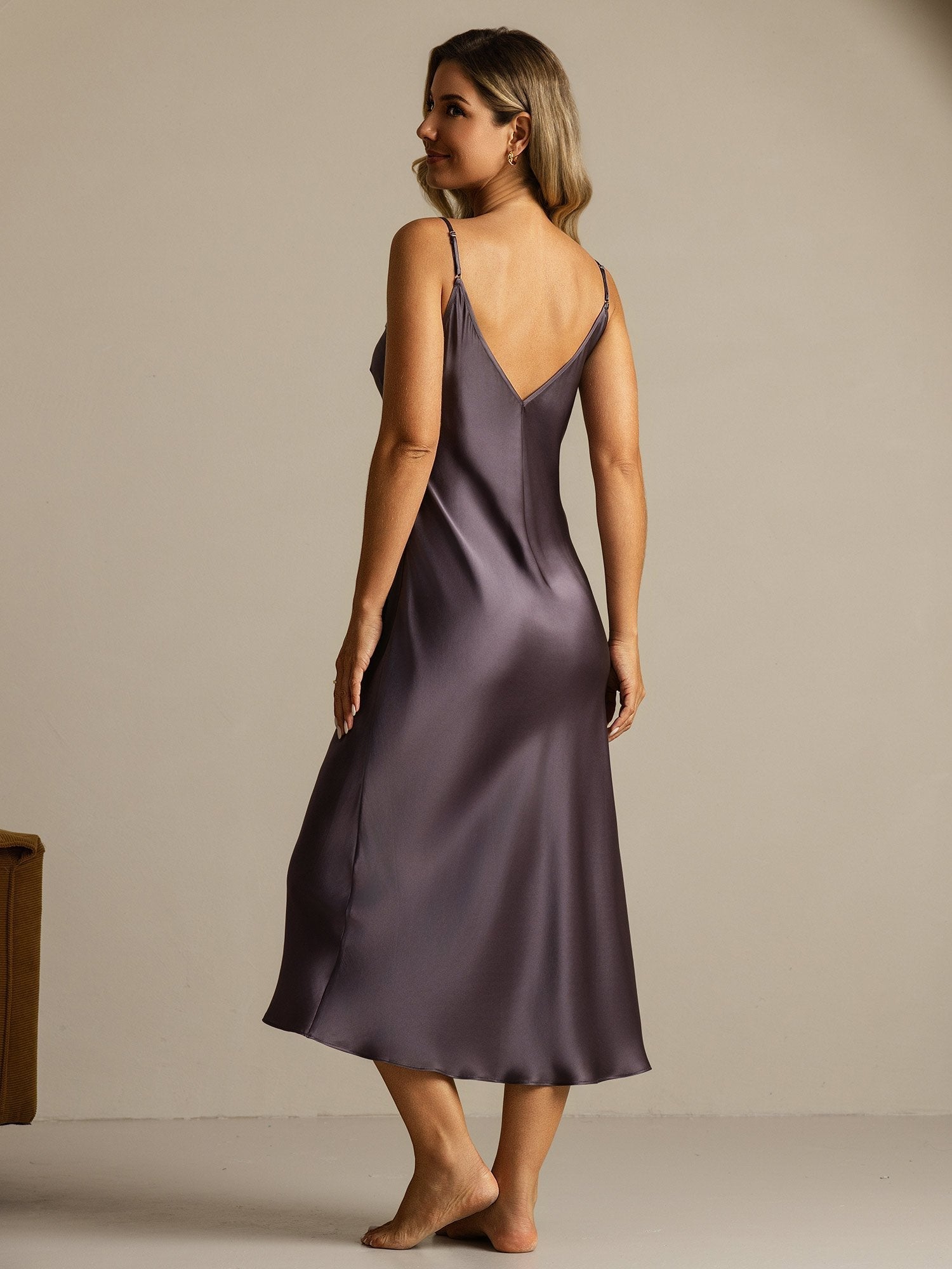 [Grigio Porpora] SilkSilky-IT Sleeveless V Neck Camicia da notte 002