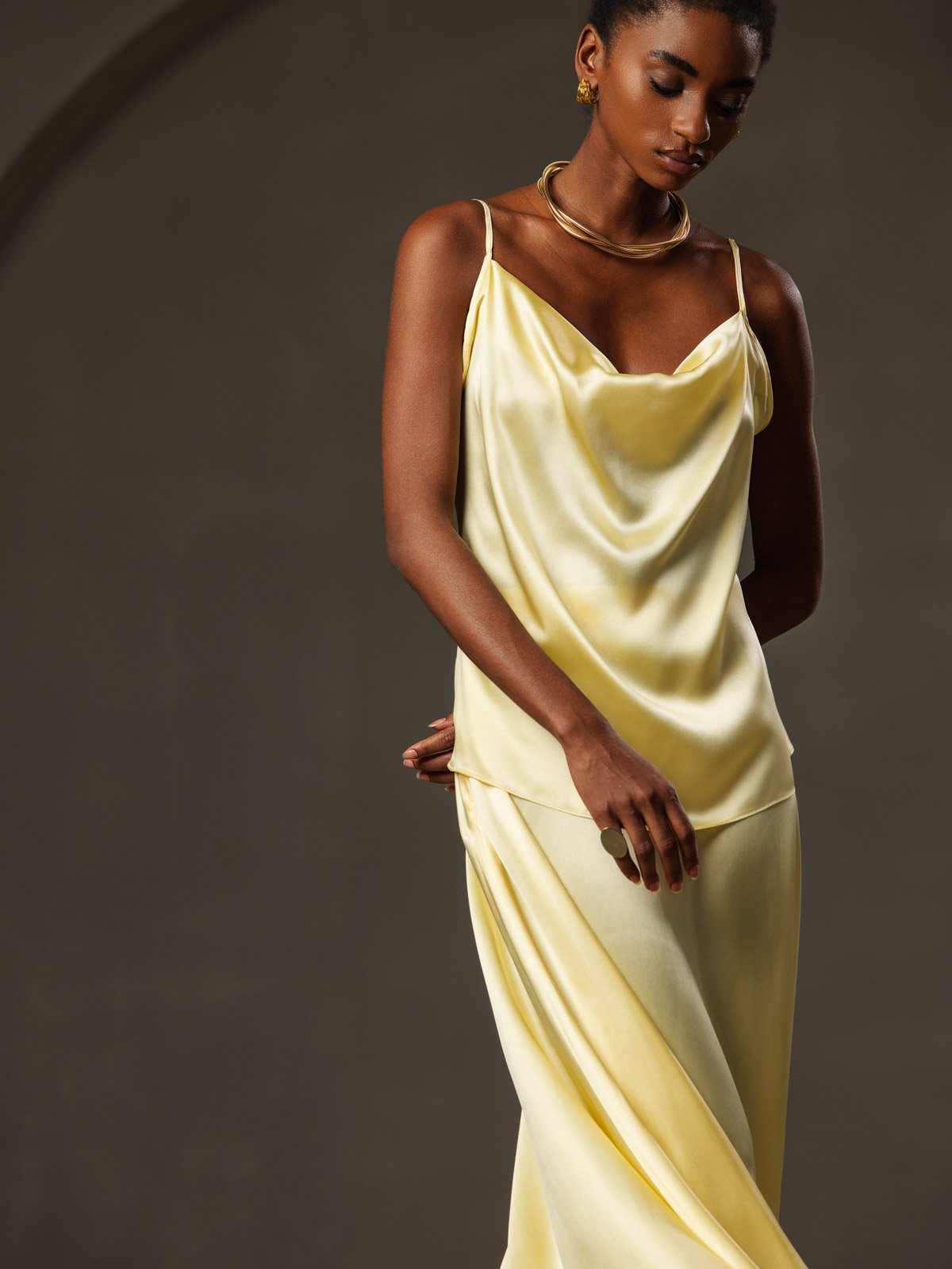 [Giallo] SilkSilky-IT 19Momme Tirantes Finos Collo drappeggiato Cami 001