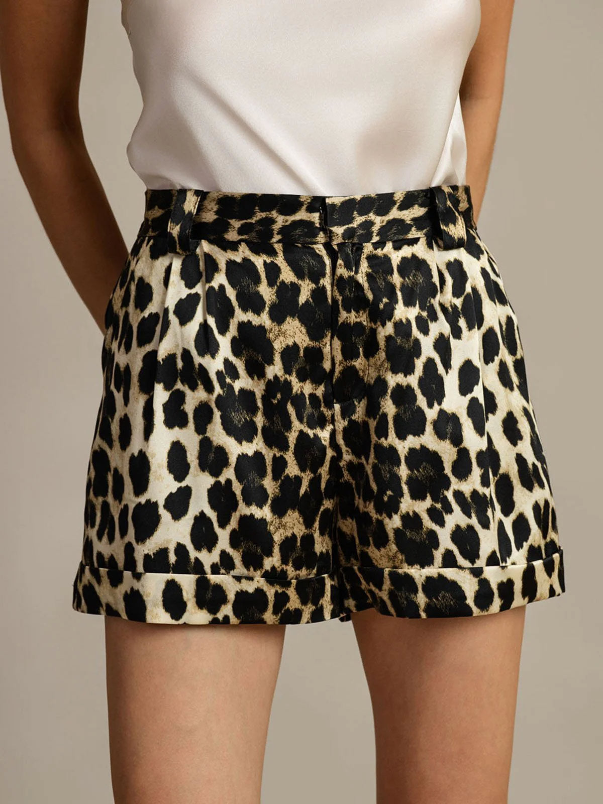 [Leopardo] SilkSilky-IT 19Momme Seta Womens Shorts 004