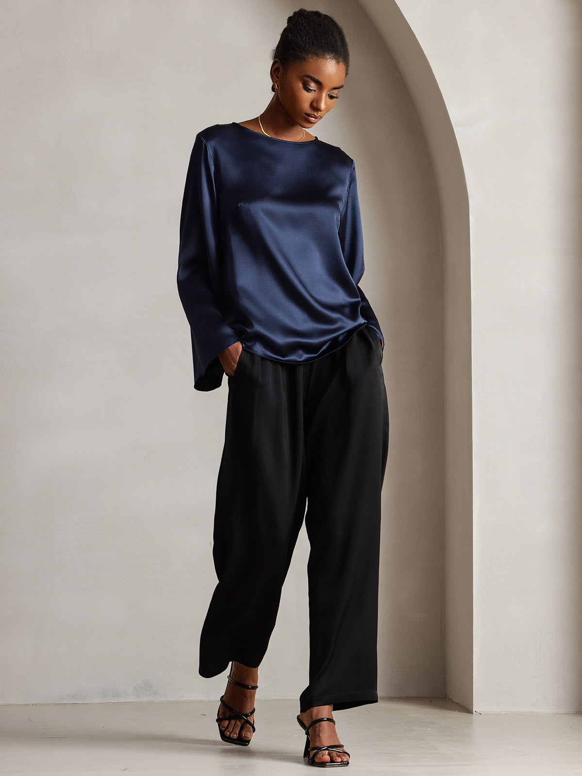 [Blu Scuro] SilkSilky-IT 19Momme Seta Womens T-Shirt 004,