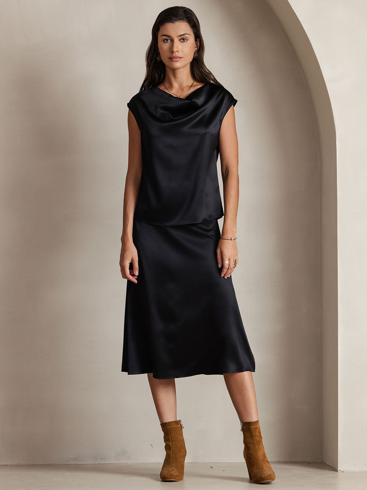 [Nero] SilkSilky-IT 19Momme Seta Collo drappeggiato Magliette donna 001