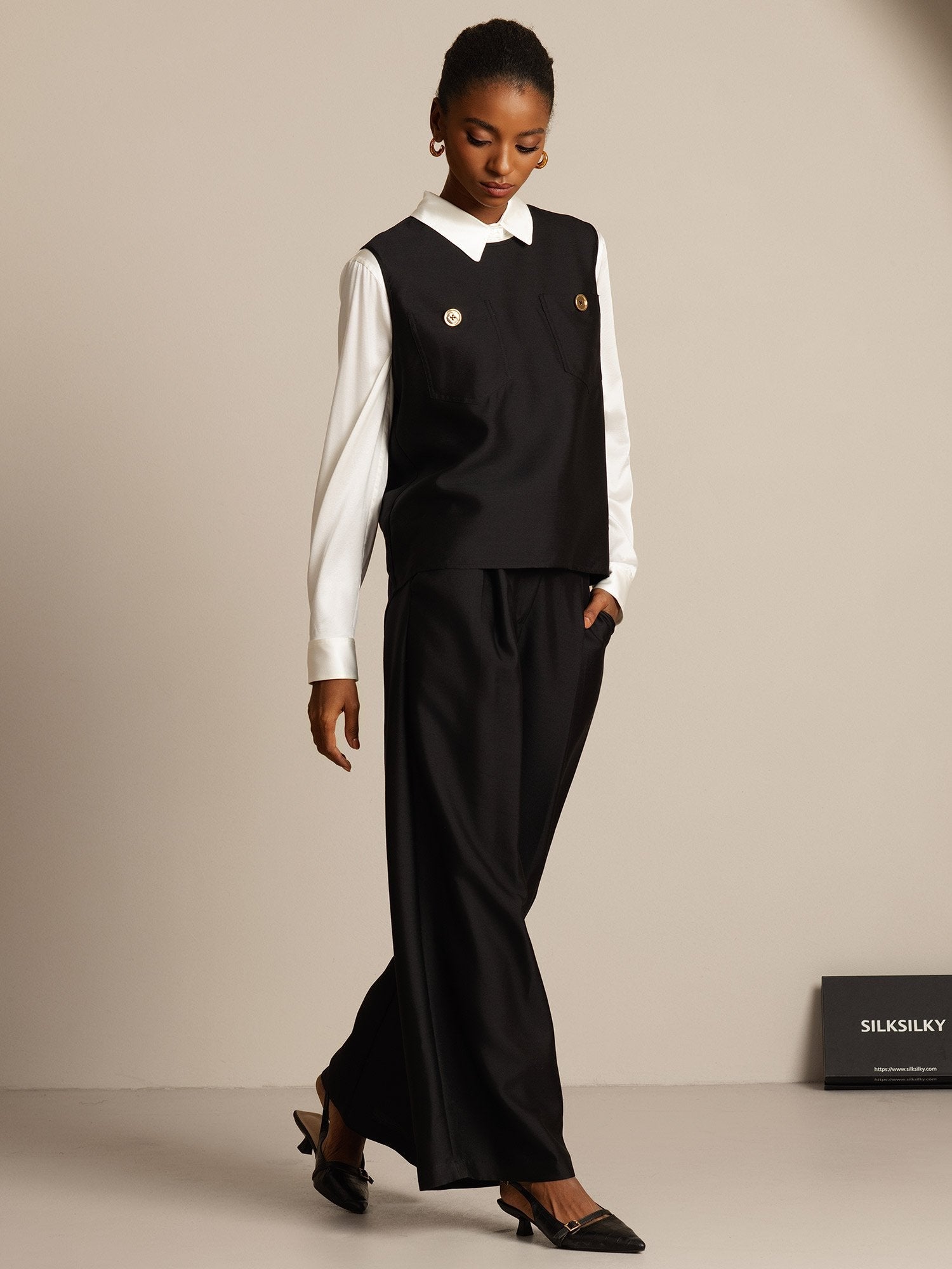 [Nero] SilkSilky-IT 32Momme Seta Womens Vest 006,