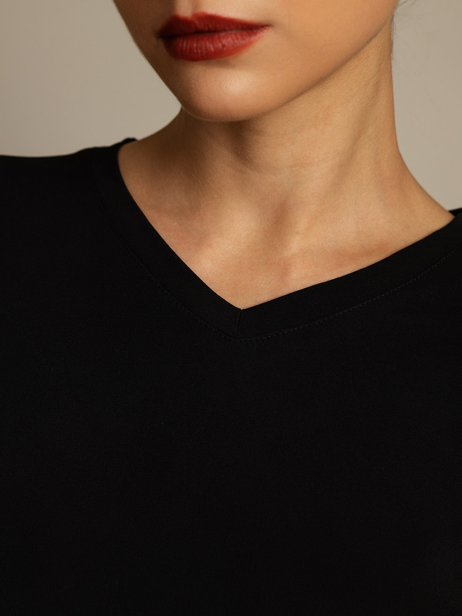 [Nero] SilkSilky-IT Seta pura Womens T-Shirt 004,