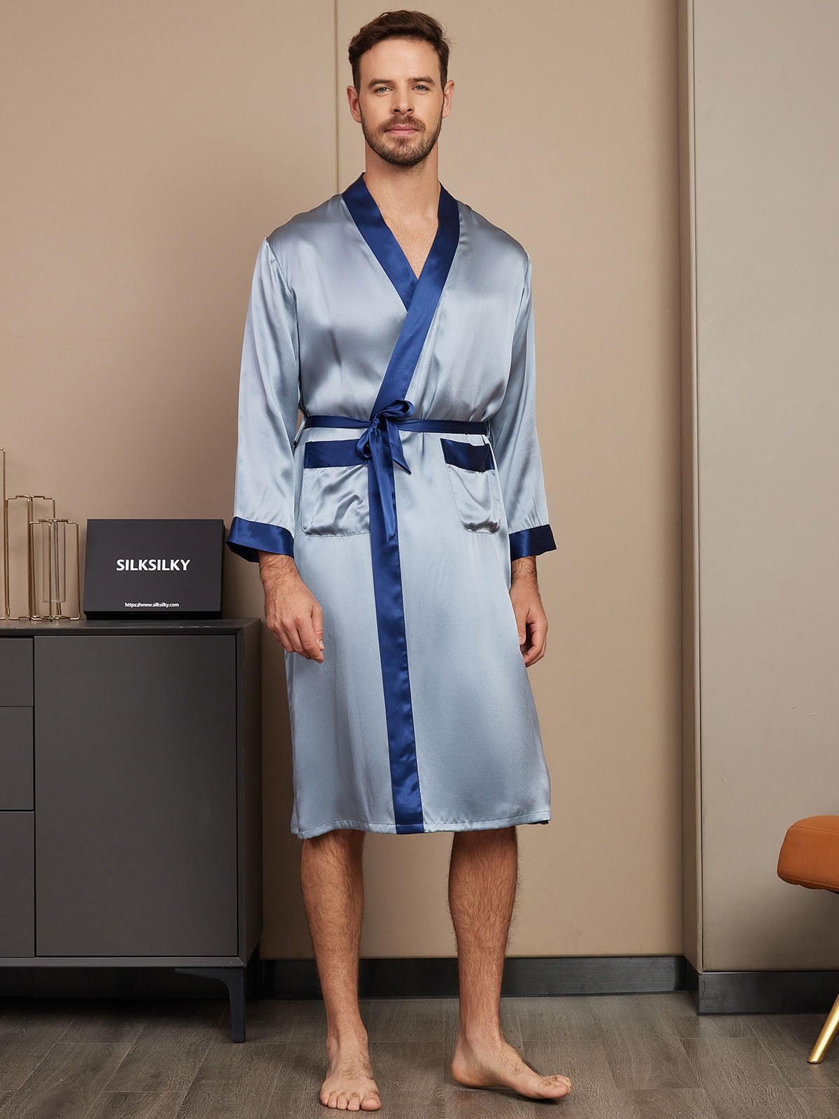 SilkSilky IT Seta pura Manica lunga Mens Robe BluGrigiastro 001