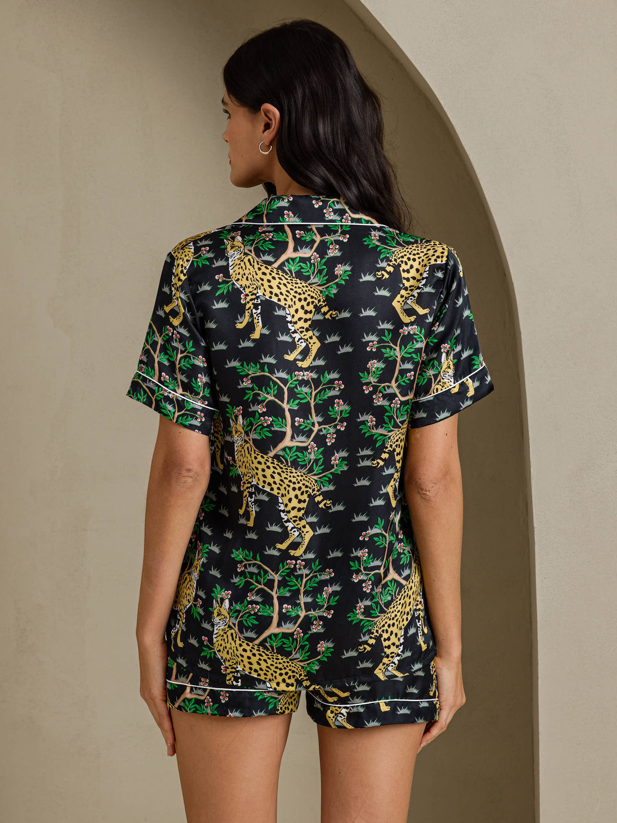 [Serval Nero] SilkSilky-IT Short Sleeve Notch Collar Pigiami da donna 002