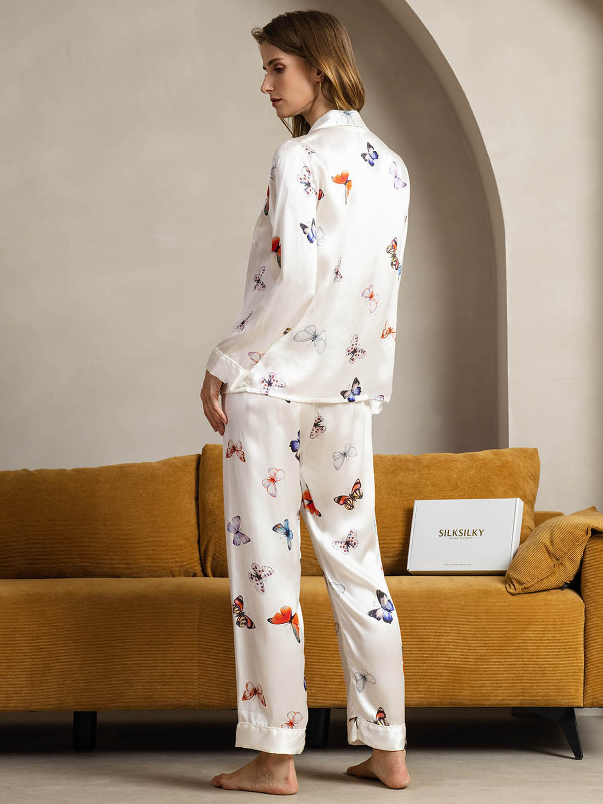[Farfalla Bianca] SilkSilky-IT Seta pura Womens Pajamas 002