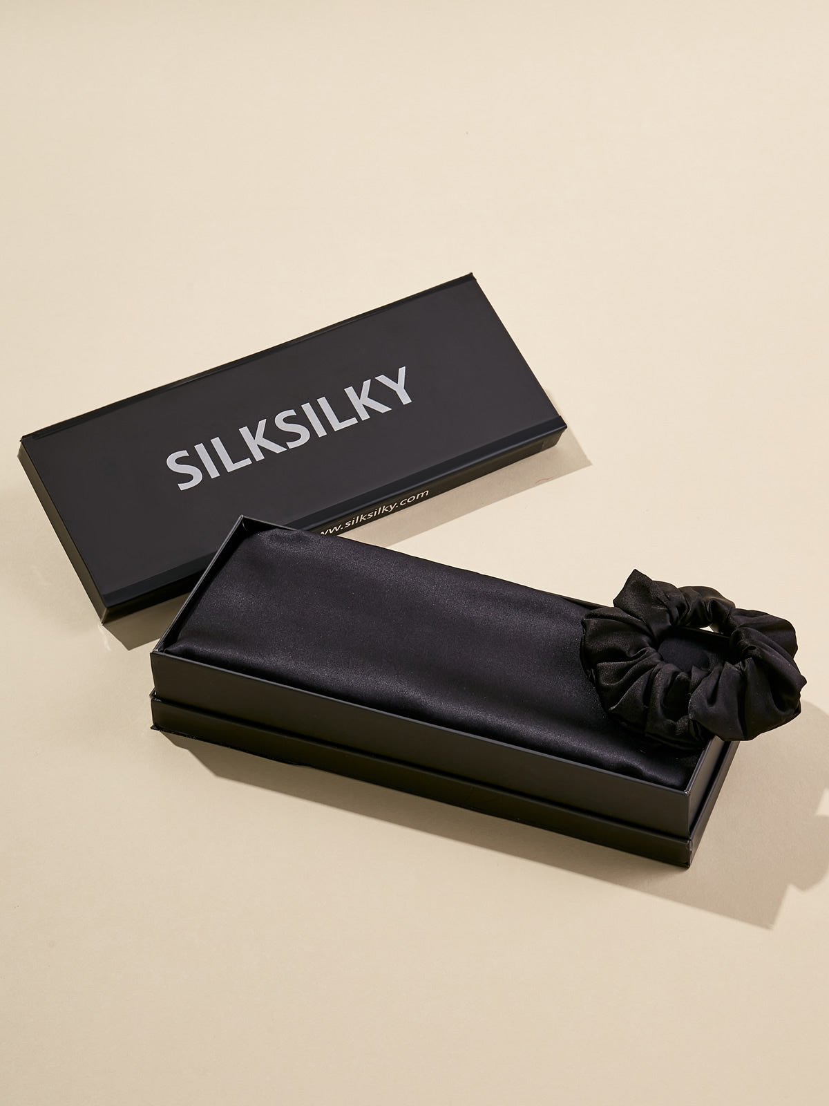 SilkSilky IT Seta pura Scarf Nero 001