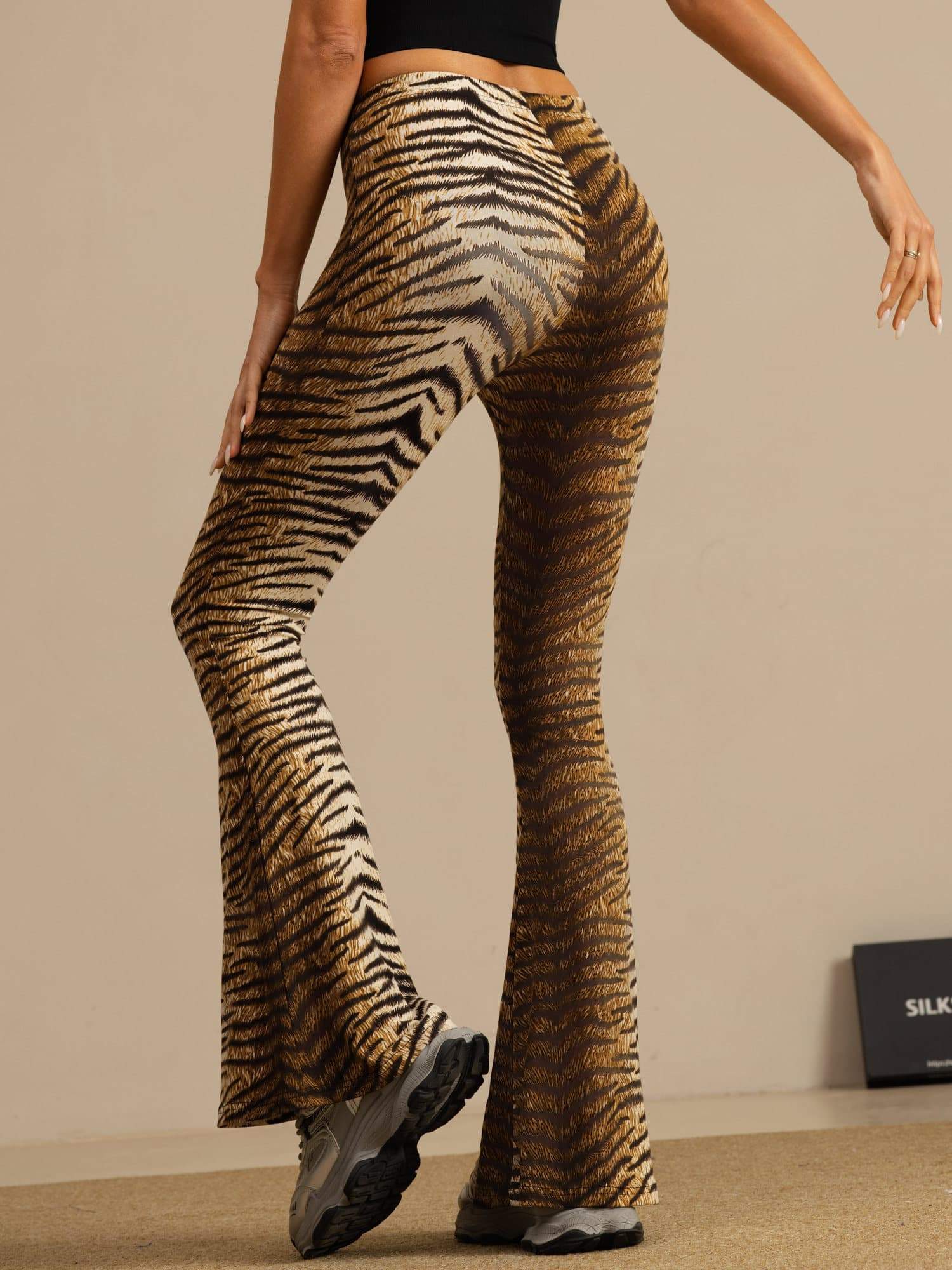 [Tigre] SilkSilky-IT Womens Pants 002