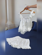 SilkSilky-IT Sleeveless Square Neck Set di Bretelle video 001